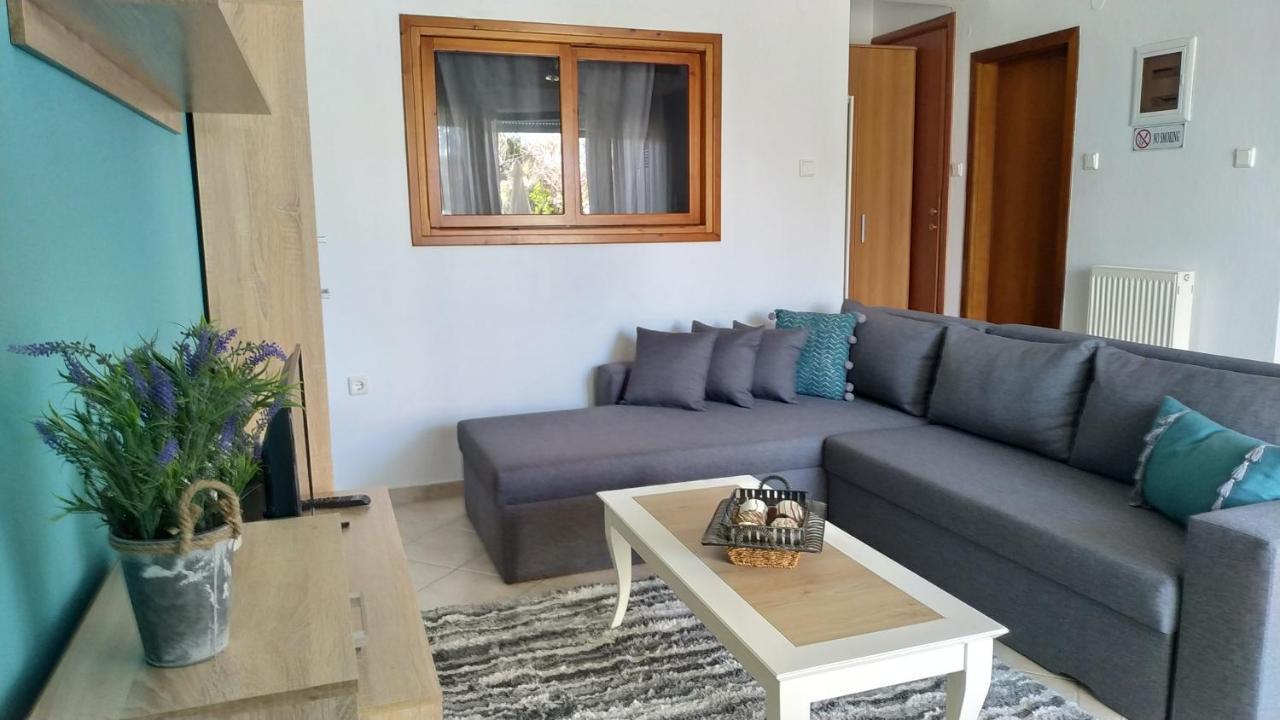 Апартаменты Vasileia' S Brand New House Кавала Экстерьер фото