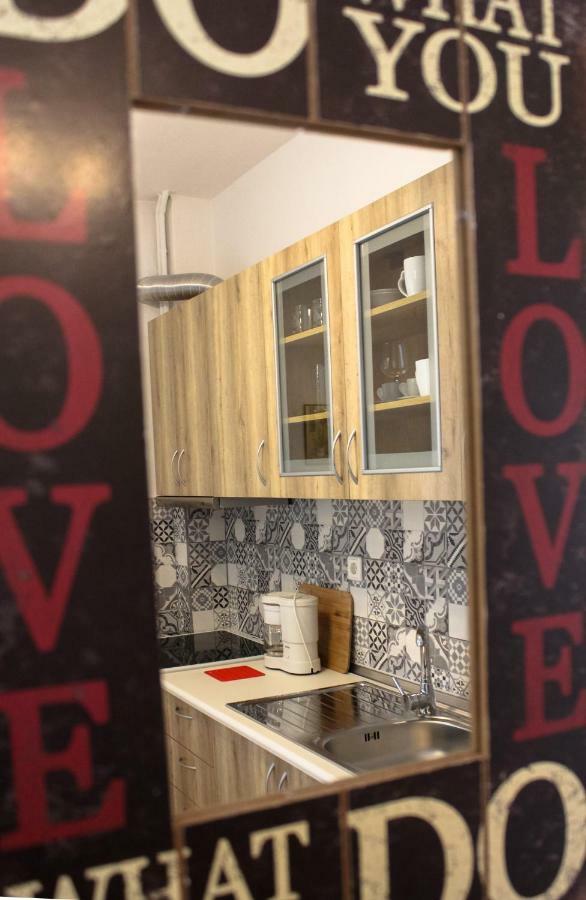 Апартаменты Vasileia' S Brand New House Кавала Экстерьер фото