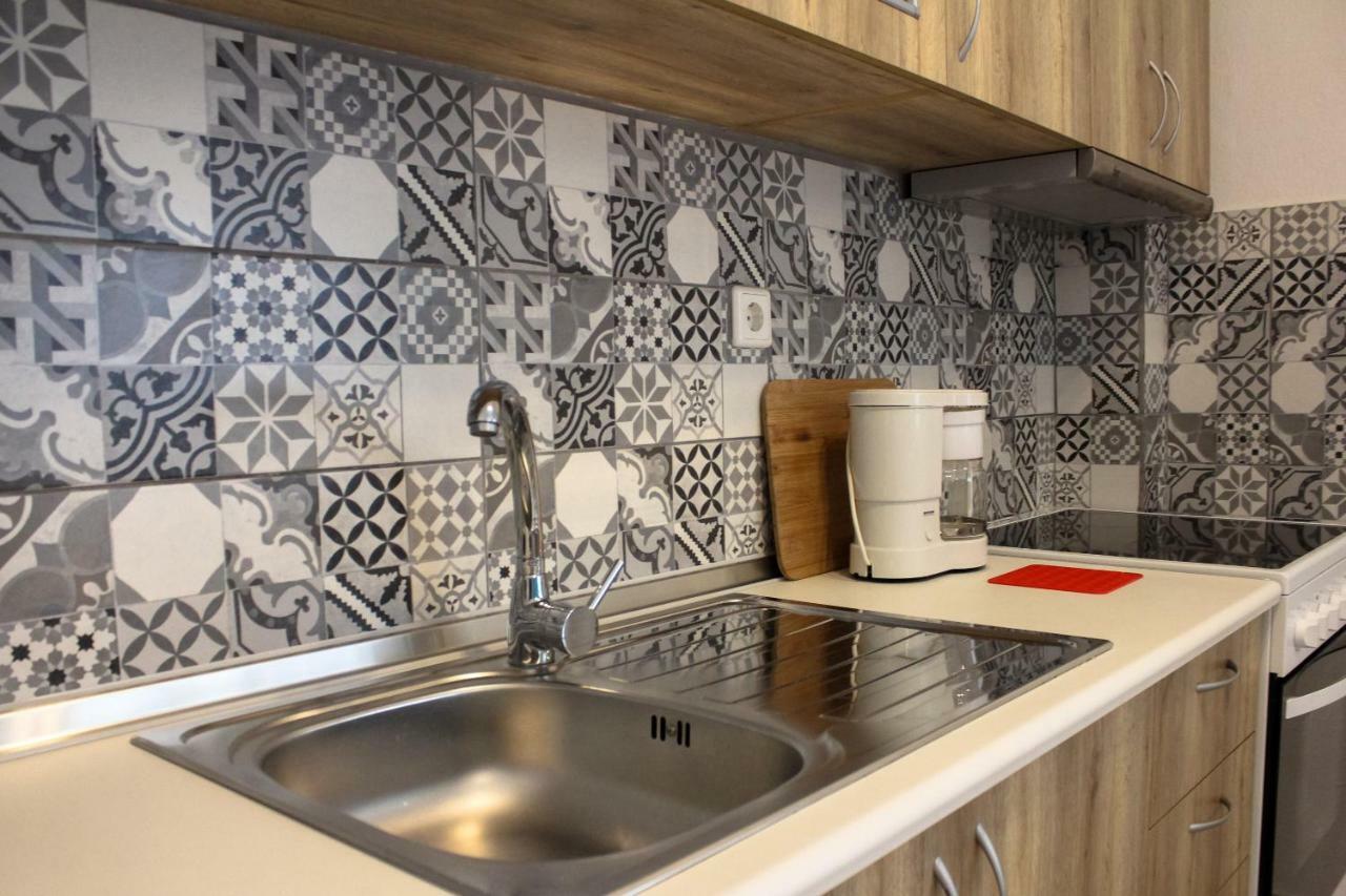 Апартаменты Vasileia' S Brand New House Кавала Экстерьер фото