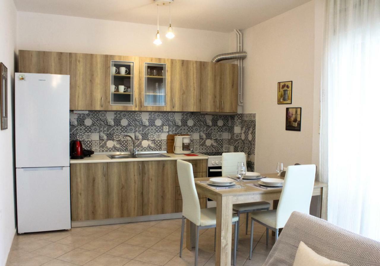 Апартаменты Vasileia' S Brand New House Кавала Экстерьер фото